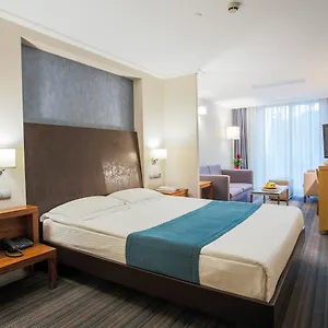 Hotel Housez & Special Class